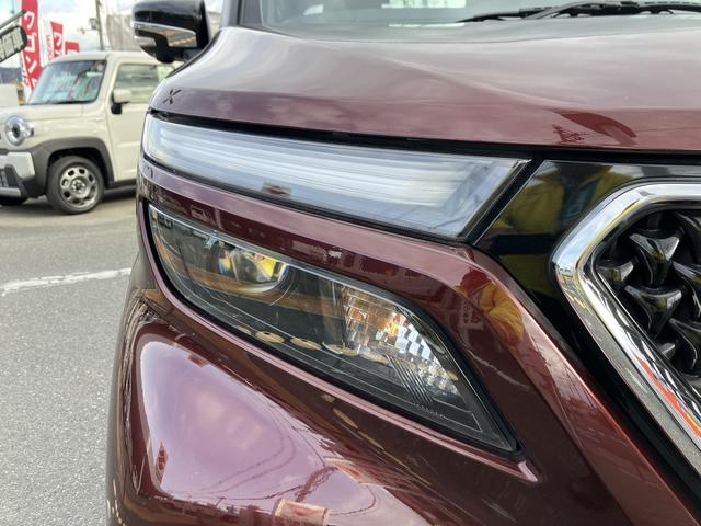 �k�d�c�w�b�h���C�g�𑕔��B�����铹�����邭�����܂ŏƂ炵�A���S�^�]�����͂ɃT�|�[�g���܂��B�o���f�B�b�g�Ȃ�ł͂̐����Ȗڂ�����������X�^�C���b�V���ȃf�U�C���B�ȓd�͂Œ������Ȃ̂��������|�C���g�ł��B