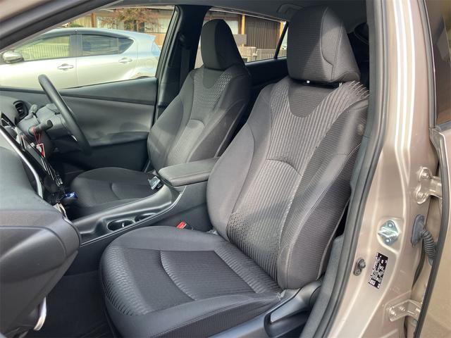 プリウス S バックカメラ ETC アイドリングストップ LEDヘッドランプ キーレス スマートキー 運転席・助手席エアバッグ(16枚目)