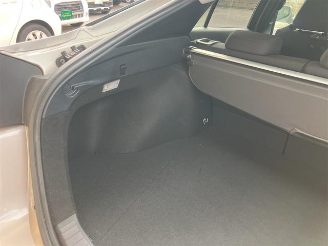 プリウス S バックカメラ ETC アイドリングストップ LEDヘッドランプ キーレス スマートキー 運転席・助手席エアバッグ(37枚目)