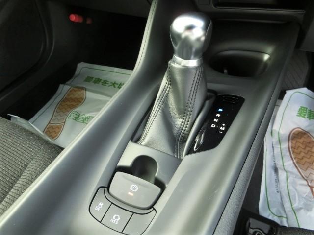 S-T LEDパッケージ 安全ブレーキ・モデリスタフロントスポイラー・9型純正ナビ・Bluetooth・地デジ・クルコン・オートハイビーム・LEDヘッドライト・Bカメラ・ETC・純正17AW・スマートキーウインカーミラー(14枚目)