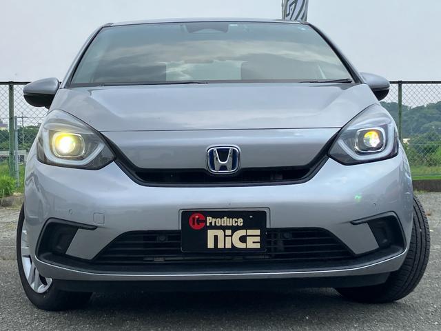 フィット ｅ：ＨＥＶベーシック　ホンダセンシング・レーダークルーズ・ＬＥＤヘッドライト・電子パーキング・コーナーセンサー・プッシュスタート・スマートキー・純正ナビ・バックカメラ・ＥＴＣ・ドラレコ・電動格納ミラー・レーンキープアシスト（9枚目）