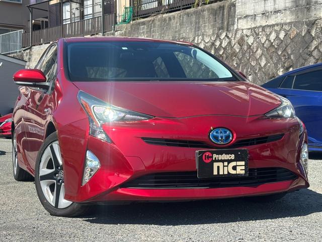 プリウス Ｓツーリングセレクション　トヨタセーフティーセンス・純正ナビ・バックカメラ・ビルトインＥＴＣ・プッシュスタート・クルコン・スマートキー・シートヒーター・レザーシート・ＬＥＤヘッド・純正アルミ・フォグランプ・横滑り防止装置！（7枚目）