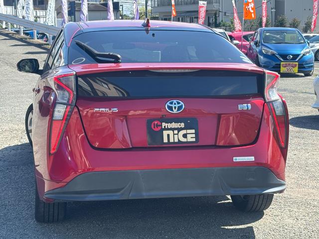 プリウス Ｓツーリングセレクション　トヨタセーフティーセンス・純正ナビ・バックカメラ・ビルトインＥＴＣ・プッシュスタート・クルコン・スマートキー・シートヒーター・レザーシート・ＬＥＤヘッド・純正アルミ・フォグランプ・横滑り防止装置！（19枚目）