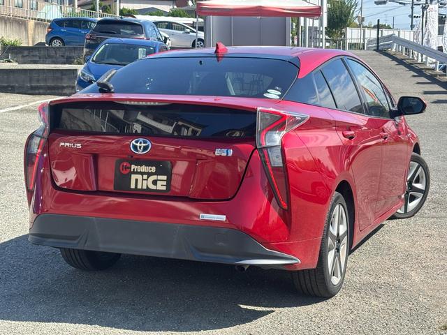 プリウス Ｓツーリングセレクション　トヨタセーフティーセンス・純正ナビ・バックカメラ・ビルトインＥＴＣ・プッシュスタート・クルコン・スマートキー・シートヒーター・レザーシート・ＬＥＤヘッド・純正アルミ・フォグランプ・横滑り防止装置！（33枚目）