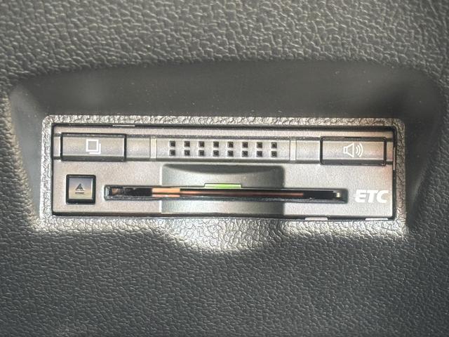 プリウス Ｓツーリングセレクション　トヨタセーフティーセンス・純正ナビ・バックカメラ・ビルトインＥＴＣ・プッシュスタート・クルコン・スマートキー・シートヒーター・レザーシート・ＬＥＤヘッド・純正アルミ・フォグランプ・横滑り防止装置！（37枚目）