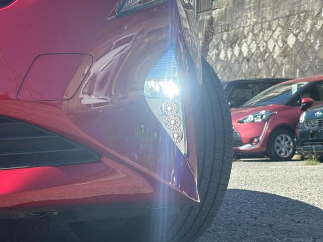 プリウス Ｓツーリングセレクション　トヨタセーフティーセンス・純正ナビ・バックカメラ・ビルトインＥＴＣ・プッシュスタート・クルコン・スマートキー・シートヒーター・レザーシート・ＬＥＤヘッド・純正アルミ・フォグランプ・横滑り防止装置！（71枚目）