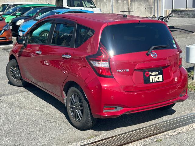ノート Ｘ　アラウンドビューモニター・エマージェンシーブレーキ・純正ナビ・ＥＴＣ・社外アルミホイール・プッシュスタート・コーナーセンサー・レーンキープ・デジタルインナーミラー・スマートキー・オートエアコン（19枚目）