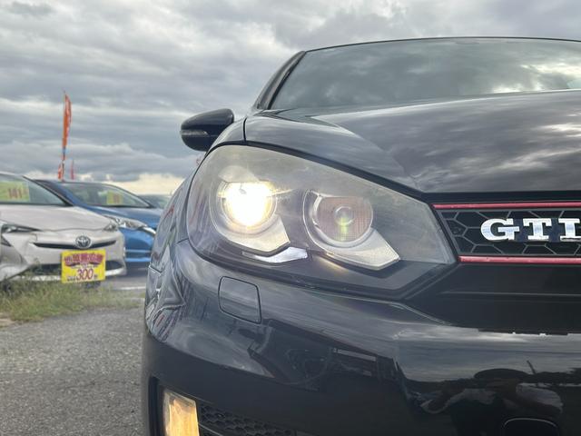 ゴルフ ＧＴＩ　ＥＴＣ・ドラレコ・ディスチャージドランプ・クルコン・社外ナビ・フロントフォグランプ・リアフォグランプ・純正アルミ・横滑り防止装置・ミュージックサーバー・パドルシフト・ワンセグＴＶ・盗難防止・Ｗエアコン（11枚目）