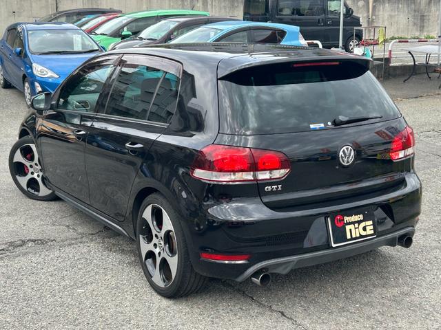 ゴルフ ＧＴＩ　ＥＴＣ・ドラレコ・ディスチャージドランプ・クルコン・社外ナビ・フロントフォグランプ・リアフォグランプ・純正アルミ・横滑り防止装置・ミュージックサーバー・パドルシフト・ワンセグＴＶ・盗難防止・Ｗエアコン（19枚目）