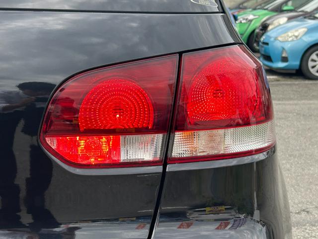 ゴルフ ＧＴＩ　ＥＴＣ・ドラレコ・ディスチャージドランプ・クルコン・社外ナビ・フロントフォグランプ・リアフォグランプ・純正アルミ・横滑り防止装置・ミュージックサーバー・パドルシフト・ワンセグＴＶ・盗難防止・Ｗエアコン（21枚目）