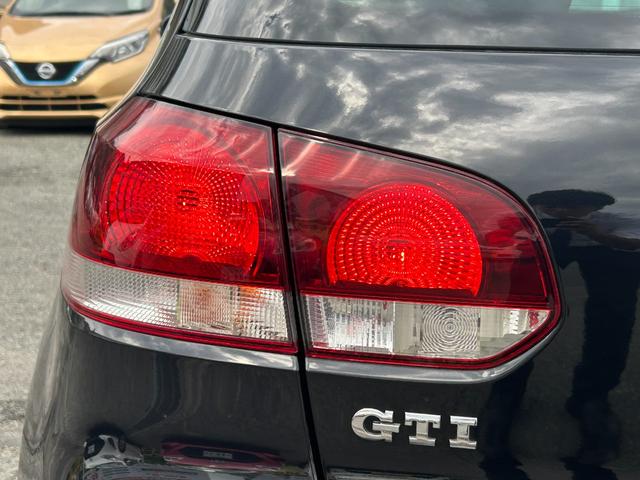 ゴルフ ＧＴＩ　ＥＴＣ・ドラレコ・ディスチャージドランプ・クルコン・社外ナビ・フロントフォグランプ・リアフォグランプ・純正アルミ・横滑り防止装置・ミュージックサーバー・パドルシフト・ワンセグＴＶ・盗難防止・Ｗエアコン（22枚目）