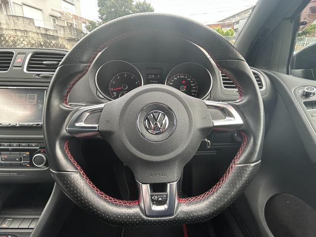 ゴルフ ＧＴＩ　ＥＴＣ・ドラレコ・ディスチャージドランプ・クルコン・社外ナビ・フロントフォグランプ・リアフォグランプ・純正アルミ・横滑り防止装置・ミュージックサーバー・パドルシフト・ワンセグＴＶ・盗難防止・Ｗエアコン（44枚目）