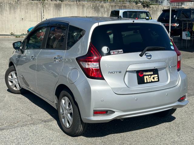 ノート e-パワー B エマージェンシーブレーキ・アラウンドビューモニター・コーナーセンサー・ETC・ドラレコ・バックカメラ・デジタルインナーミラー・レーンキープアシスト・Pスタート・オートエアコン・スマートキー・電格ミラー(18枚目)