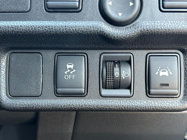 ノート e-パワー B エマージェンシーブレーキ・アラウンドビューモニター・コーナーセンサー・ETC・ドラレコ・バックカメラ・デジタルインナーミラー・レーンキープアシスト・Pスタート・オートエアコン・スマートキー・電格ミラー(34枚目)