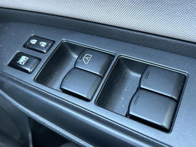 ノート e-パワー B エマージェンシーブレーキ・アラウンドビューモニター・コーナーセンサー・ETC・ドラレコ・バックカメラ・デジタルインナーミラー・レーンキープアシスト・Pスタート・オートエアコン・スマートキー・電格ミラー(36枚目)