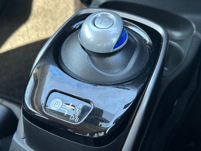 ノート e-パワー B エマージェンシーブレーキ・アラウンドビューモニター・コーナーセンサー・ETC・ドラレコ・バックカメラ・デジタルインナーミラー・レーンキープアシスト・Pスタート・オートエアコン・スマートキー・電格ミラー(38枚目)