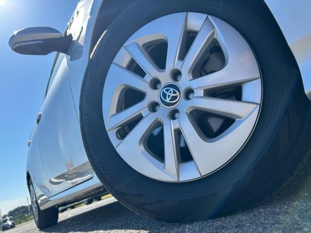 プリウス Sセーフティプラス トヨタセーフティーセンス・純正9型ナビ・バックカメラ・ETC・ドラレコ・クルコン・プッシュスタート・Bluetooth・LEDヘッド・純正アルミ・パーキングアシスト・コーナーセンサー・フルセグ・フォグ(16枚目)