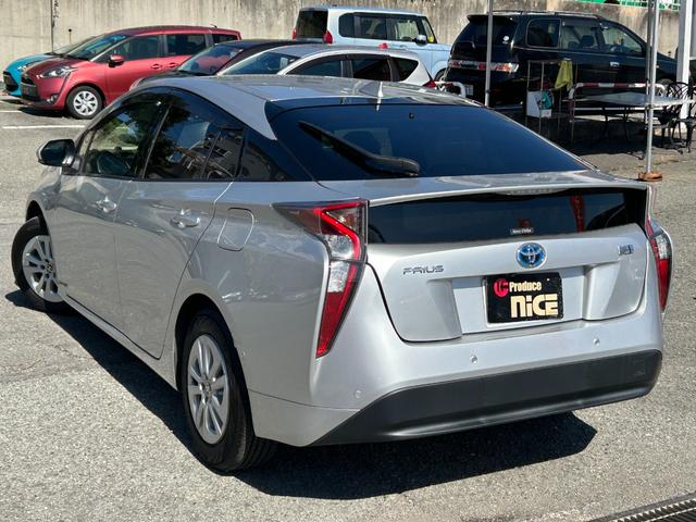 プリウス Sセーフティプラス トヨタセーフティーセンス・純正9型ナビ・バックカメラ・ETC・ドラレコ・クルコン・プッシュスタート・Bluetooth・LEDヘッド・純正アルミ・パーキングアシスト・コーナーセンサー・フルセグ・フォグ(21枚目)