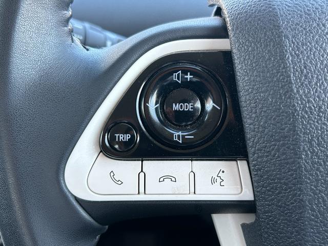 プリウス Sセーフティプラス トヨタセーフティーセンス・純正9型ナビ・バックカメラ・ETC・ドラレコ・クルコン・プッシュスタート・Bluetooth・LEDヘッド・純正アルミ・パーキングアシスト・コーナーセンサー・フルセグ・フォグ(49枚目)