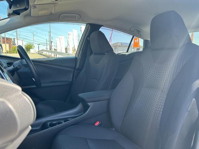 プリウス Sセーフティプラス トヨタセーフティーセンス・純正9型ナビ・バックカメラ・ETC・ドラレコ・クルコン・プッシュスタート・Bluetooth・LEDヘッド・純正アルミ・パーキングアシスト・コーナーセンサー・フルセグ・フォグ(62枚目)