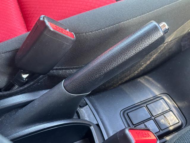 アクア S トヨタセーフティーセンス・オートマチックハイビーム・レーンキープ・純正ナビ・バックカメラ・ビルトインETC・ドラレコ・Bluetooth・フルセグTV・コーナーセンサー・オートエアコン・電動格納ミラー(38枚目)