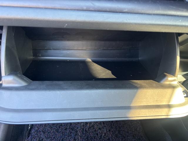 アクア S トヨタセーフティーセンス・オートマチックハイビーム・レーンキープ・純正ナビ・バックカメラ・ビルトインETC・ドラレコ・Bluetooth・フルセグTV・コーナーセンサー・オートエアコン・電動格納ミラー(62枚目)