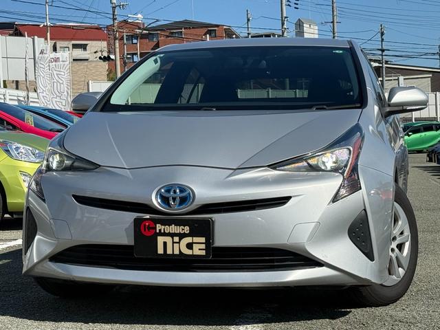 プリウス S トヨタ純正ナビ・ビルトインETC・Bluetooth・TV・LEDヘッドライト・純正アルミホイール・電動格納ミラー・ウィンカーミラー・オートエアコン・横滑り防止装置・プッシュスタート・スマートキー(25枚目)