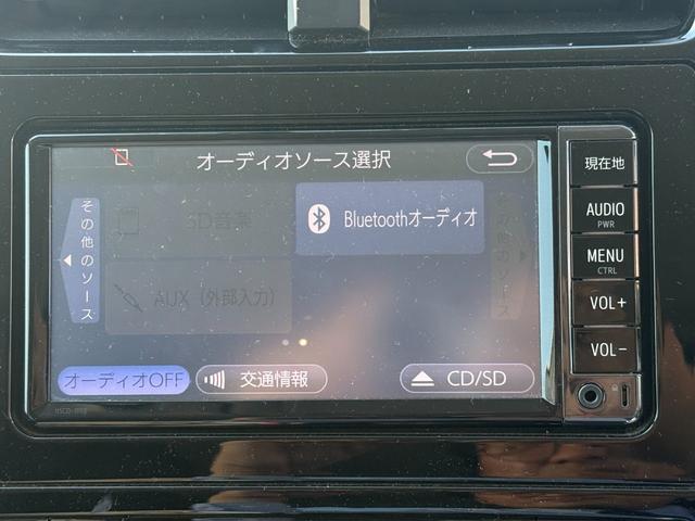 プリウス S トヨタ純正ナビ・ビルトインETC・Bluetooth・TV・LEDヘッドライト・純正アルミホイール・電動格納ミラー・ウィンカーミラー・オートエアコン・横滑り防止装置・プッシュスタート・スマートキー(45枚目)