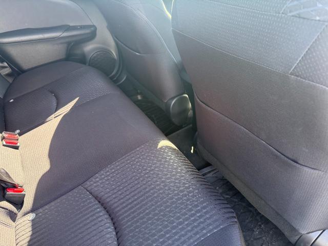 プリウス S トヨタ純正ナビ・ビルトインETC・Bluetooth・TV・LEDヘッドライト・純正アルミホイール・電動格納ミラー・ウィンカーミラー・オートエアコン・横滑り防止装置・プッシュスタート・スマートキー(53枚目)