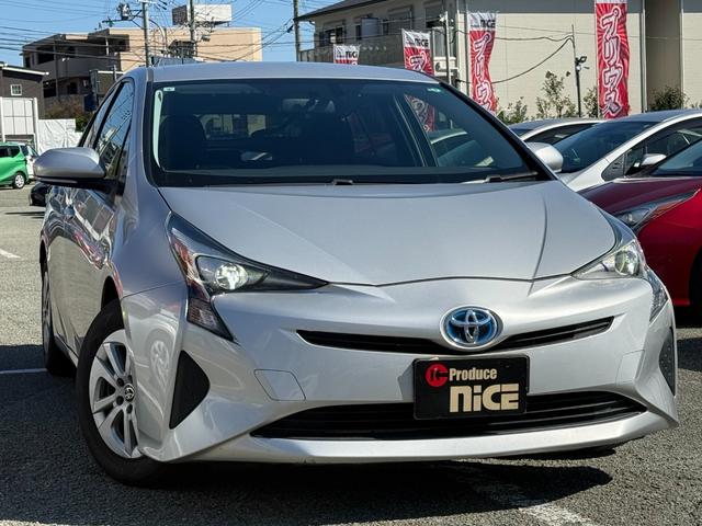 プリウス S トヨタ純正ナビ・ビルトインETC・Bluetooth・TV・LEDヘッドライト・純正アルミホイール・電動格納ミラー・ウィンカーミラー・オートエアコン・横滑り防止装置・プッシュスタート・スマートキー(65枚目)