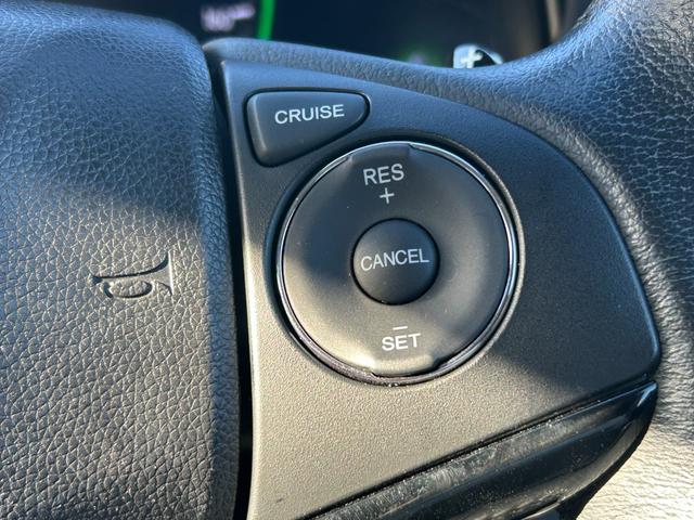 ヴェゼル ハイブリッドX あんしんパッケージ・ホンダインターナビ・パドルシフト・クルコン・スマキー・電子パーキング・バックカメラ・ビルトインETC・LEDヘッドライト・フォグランプ・純正アルミ・ドラレコ・ワンセグTV・(48枚目)