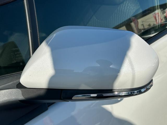 プリウス S 衝突軽減ブレーキ・9型ナビ・クルコン・ETC・バックカメラ・ドラレコ・コーナーセンサー・ヘッドアップディスプレイ・純正アルミ・パーキングアシスト・Bluetooth・LEDヘッド・フォグ・レーンキープ(14枚目)