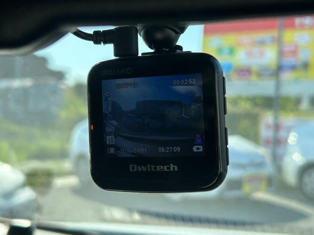 プリウス S 衝突軽減ブレーキ・9型ナビ・クルコン・ETC・バックカメラ・ドラレコ・コーナーセンサー・ヘッドアップディスプレイ・純正アルミ・パーキングアシスト・Bluetooth・LEDヘッド・フォグ・レーンキープ(46枚目)