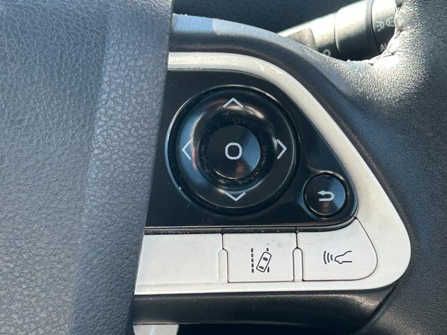 プリウス S 衝突軽減ブレーキ・9型ナビ・クルコン・ETC・バックカメラ・ドラレコ・コーナーセンサー・ヘッドアップディスプレイ・純正アルミ・パーキングアシスト・Bluetooth・LEDヘッド・フォグ・レーンキープ(50枚目)