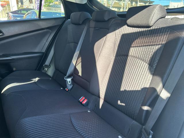 プリウス S 衝突軽減ブレーキ・9型ナビ・クルコン・ETC・バックカメラ・ドラレコ・コーナーセンサー・ヘッドアップディスプレイ・純正アルミ・パーキングアシスト・Bluetooth・LEDヘッド・フォグ・レーンキープ(59枚目)