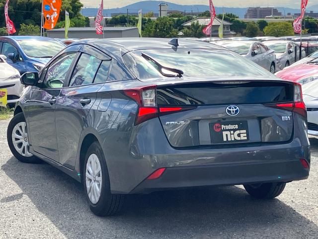 プリウス SセーフティプラスII TOYOTAセーフティセンス・クルコン・全周囲カメラ・純正ナビ・バックカメラ・コーナーセンサー・ETC・ドラレコ・ブラインドスポットモニター・Bluetooth・LEDヘッドライト・純正アルミホイール(22枚目)