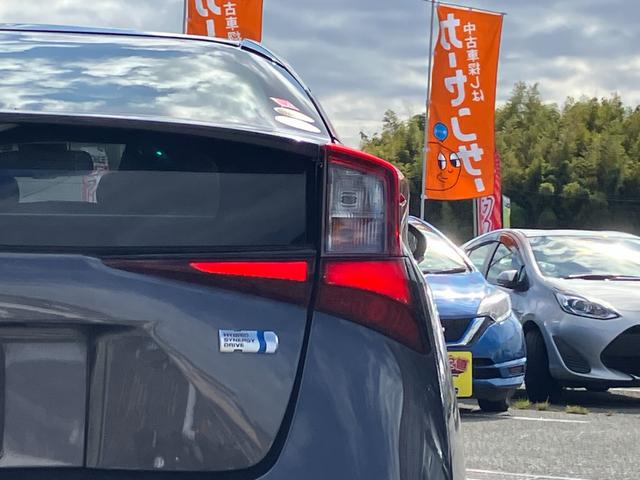 プリウス SセーフティプラスII TOYOTAセーフティセンス・クルコン・全周囲カメラ・純正ナビ・バックカメラ・コーナーセンサー・ETC・ドラレコ・ブラインドスポットモニター・Bluetooth・LEDヘッドライト・純正アルミホイール(24枚目)