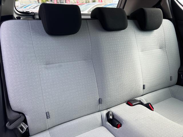 アクア L 衝突軽減ブレーキ・ETC・社外ナビ・バックカメラ・コーナーセンサー・Bluetooth・レーンキープ・ワンセグ・横滑り防止・オートハイビーム・オートエアコン・パワーウィンドウ・ABS・電動格納ミラー(52枚目)