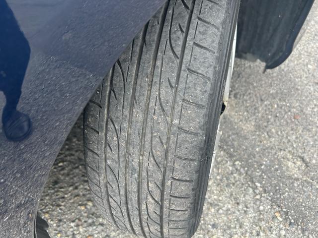 アクア Sスタイルブラック 衝突軽減ブレーキ・Pスタート・スマートキー・純正9型ナビ・シートヒーター・LEDヘッド・Bカメラ・ビルトインETC2.0・フォグ・Bluetooth・フルセグ・レーンキープ・オートマチックハイビーム!(17枚目)