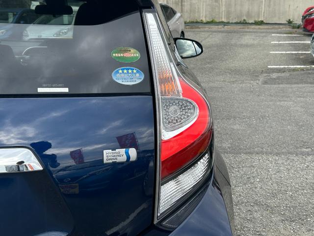 アクア Sスタイルブラック 衝突軽減ブレーキ・Pスタート・スマートキー・純正9型ナビ・シートヒーター・LEDヘッド・Bカメラ・ビルトインETC2.0・フォグ・Bluetooth・フルセグ・レーンキープ・オートマチックハイビーム!(23枚目)