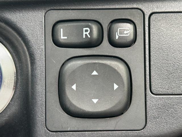 アクア Sスタイルブラック 衝突軽減ブレーキ・Pスタート・スマートキー・純正9型ナビ・シートヒーター・LEDヘッド・Bカメラ・ビルトインETC2.0・フォグ・Bluetooth・フルセグ・レーンキープ・オートマチックハイビーム!(35枚目)