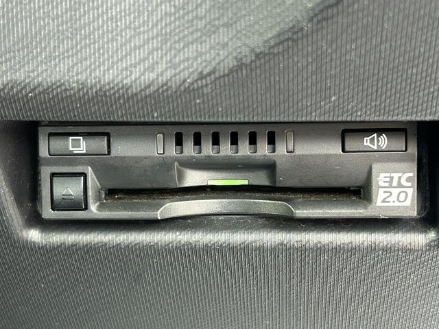 アクア Sスタイルブラック 衝突軽減ブレーキ・Pスタート・スマートキー・純正9型ナビ・シートヒーター・LEDヘッド・Bカメラ・ビルトインETC2.0・フォグ・Bluetooth・フルセグ・レーンキープ・オートマチックハイビーム!(37枚目)