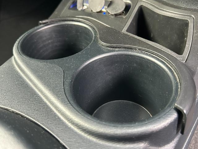 アクア Sスタイルブラック 衝突軽減ブレーキ・Pスタート・スマートキー・純正9型ナビ・シートヒーター・LEDヘッド・Bカメラ・ビルトインETC2.0・フォグ・Bluetooth・フルセグ・レーンキープ・オートマチックハイビーム!(50枚目)