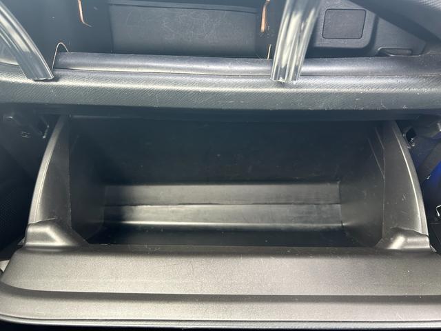 アクア Sスタイルブラック 衝突軽減ブレーキ・Pスタート・スマートキー・純正9型ナビ・シートヒーター・LEDヘッド・Bカメラ・ビルトインETC2.0・フォグ・Bluetooth・フルセグ・レーンキープ・オートマチックハイビーム!(62枚目)