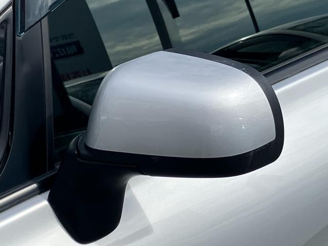 ノート Ｘ　ＤＩＧ－Ｓ　日産純正ナビ・ＥＴＣ・ＨＩＤヘッド・社外１６インチアルミホイール・プッシュスタート・スマートキー・アイドリングストップ・オートエアコン・パワーウィンドウ・パワステ・電動格納ミラー・パワーウィンドウ！！（12枚目）