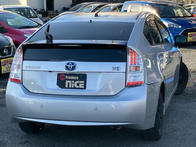 プリウス Ｓ　トヨタ純正ナビ・バックカメラ・ＥＴＣ・ＨＩＤヘッドライト・純正アルミホイール・コーナーセンサー・フロントフォグランプ・プッシュスタート・スマートキー・ＴＶ・フルフラットシート・パワーウィンドウ・ミラー（30枚目）