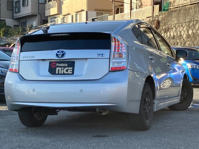 プリウス Ｓ　トヨタ純正ナビ・バックカメラ・ＥＴＣ・ＨＩＤヘッドライト・純正アルミホイール・コーナーセンサー・フロントフォグランプ・プッシュスタート・スマートキー・ＴＶ・フルフラットシート・パワーウィンドウ・ミラー（31枚目）