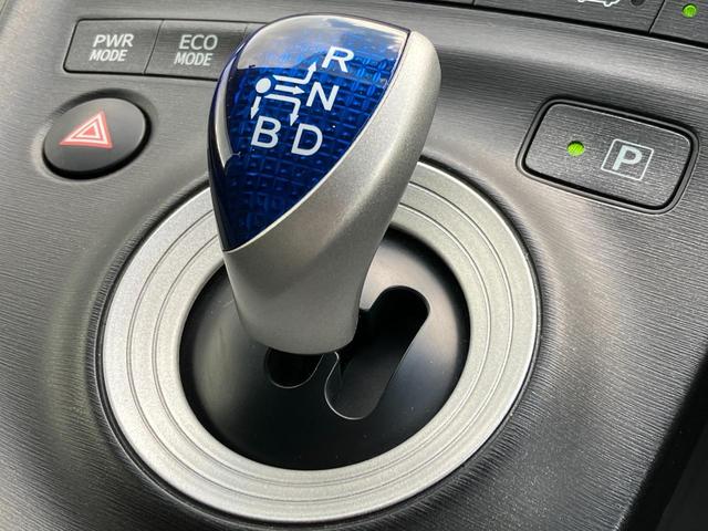 プリウス Ｓ　トヨタ純正ナビ・バックカメラ・ＥＴＣ・ＨＩＤヘッドライト・純正アルミホイール・コーナーセンサー・フロントフォグランプ・プッシュスタート・スマートキー・ＴＶ・フルフラットシート・パワーウィンドウ・ミラー（38枚目）