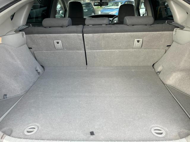 プリウス Ｓ　トヨタ純正ナビ・バックカメラ・ＥＴＣ・ＨＩＤヘッドライト・純正アルミホイール・コーナーセンサー・フロントフォグランプ・プッシュスタート・スマートキー・ＴＶ・フルフラットシート・パワーウィンドウ・ミラー（52枚目）