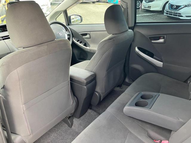 プリウス Ｓ　トヨタ純正ナビ・バックカメラ・ＥＴＣ・ＨＩＤヘッドライト・純正アルミホイール・コーナーセンサー・フロントフォグランプ・プッシュスタート・スマートキー・ＴＶ・フルフラットシート・パワーウィンドウ・ミラー（54枚目）